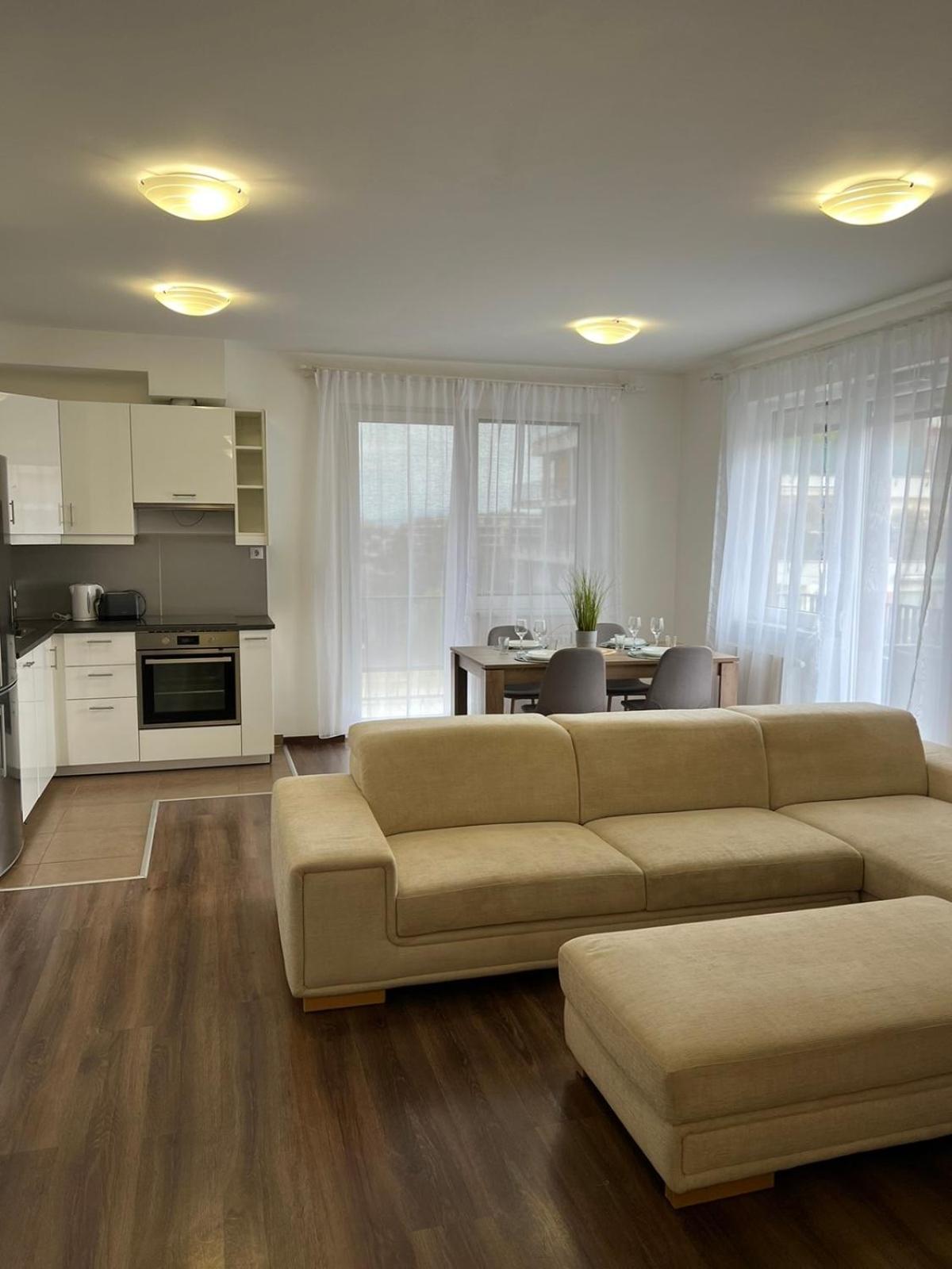 Lux Cordia Apartment With Free Parking Budapest Exterior photo